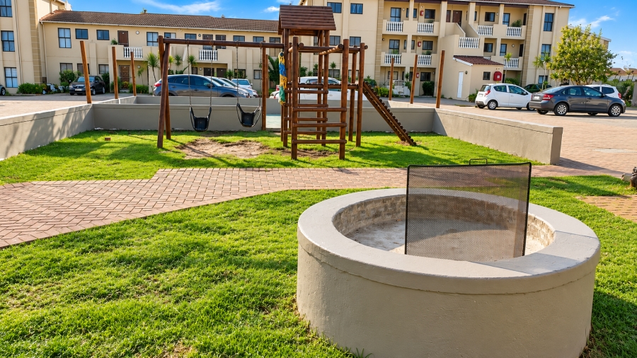 2 Bedroom Property for Sale in Parklands Western Cape